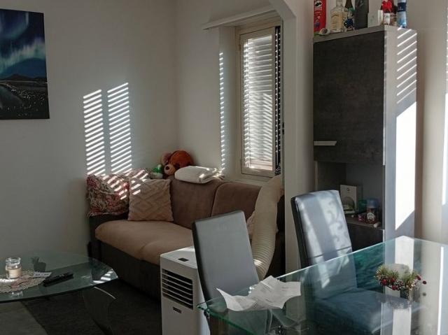 2 Zimmer, 44 m², 2. Stock