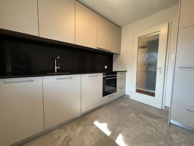 2 Zimmer, 44 m², 2. Stock