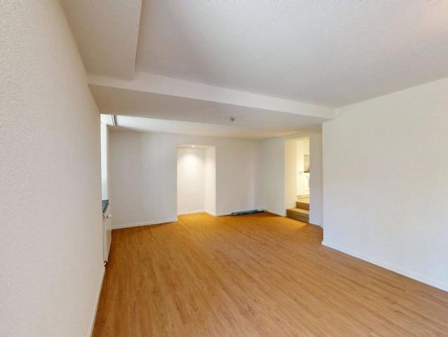 2 Zimmer, 45 m², Untergeschoss