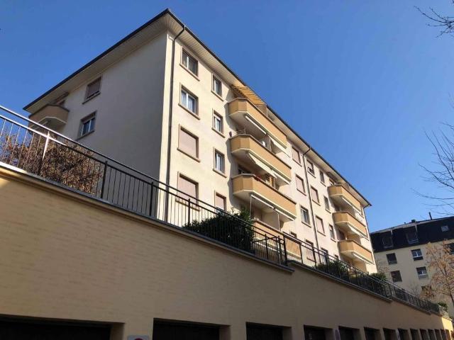 2 Zimmer, 45 m², 1. Stock
