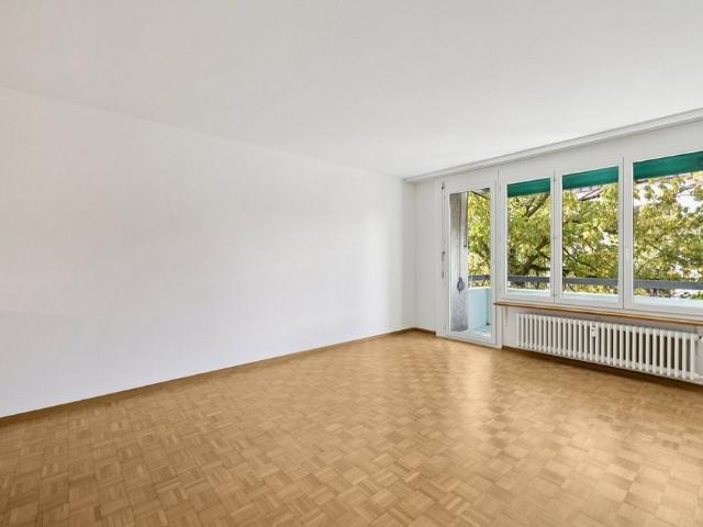 2 Zimmer, 45 m², 1. Stock