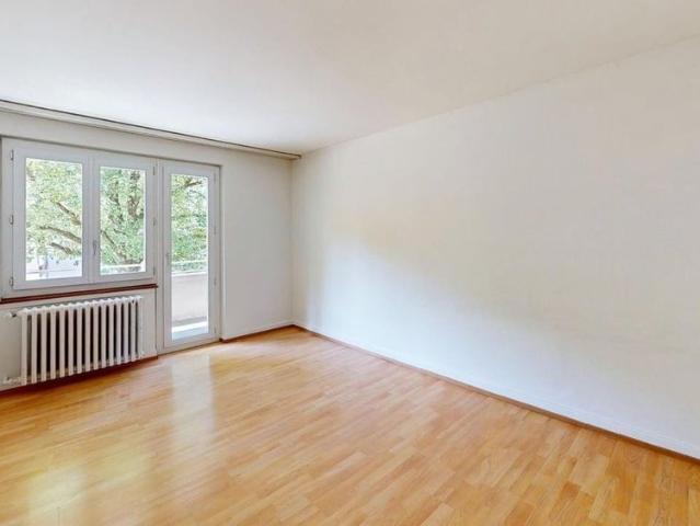 2 Zimmer, 45 m², 1. Stock