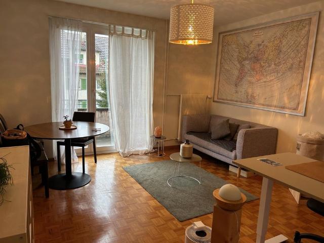 2 Zimmer, 45 m², 1. Stock