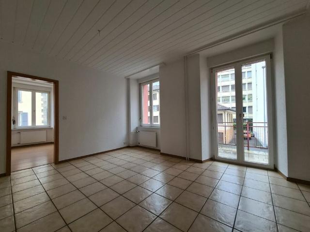 2 Zimmer, 45 m², 1. Stock