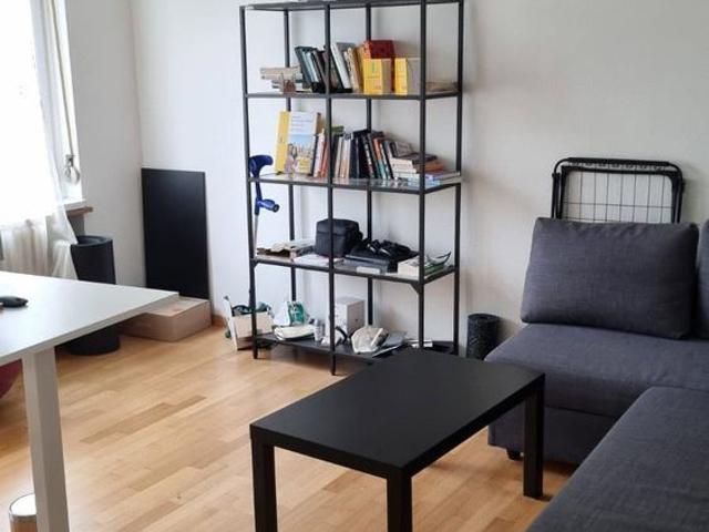2 Zimmer, 45 m², 2. Stock