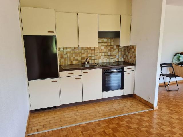 2 Zimmer, 45 m², 2. Stock