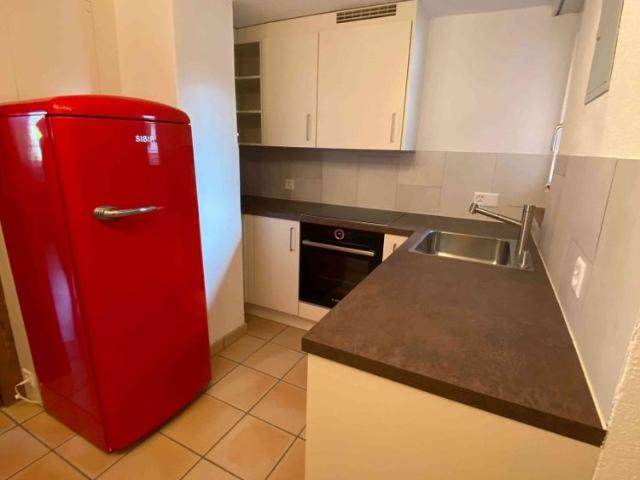 2 Zimmer, 46 m², 1. Stock