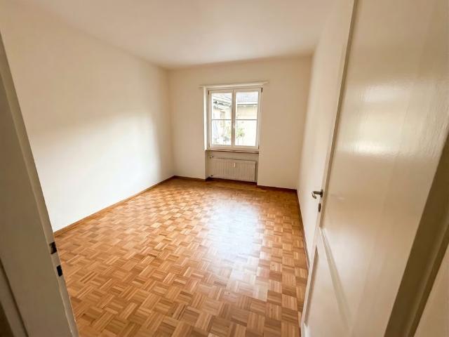 2 Zimmer, 46 m², 1. Stock