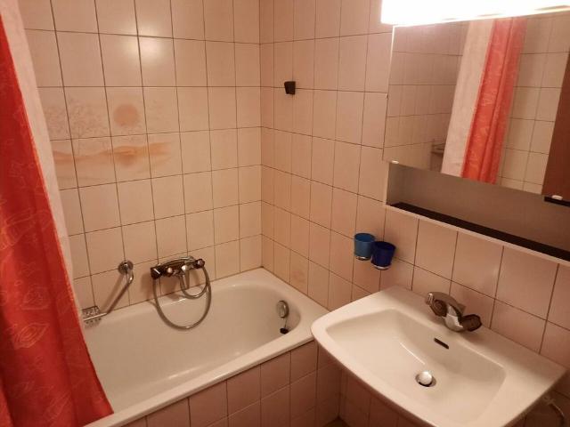 2 Zimmer, 46 m², 3. Stock