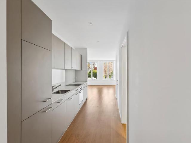 2 Zimmer, 48 m², 1. Stock