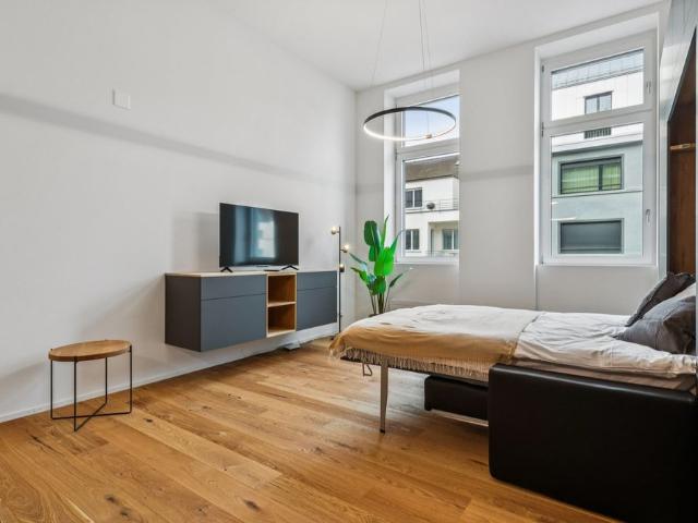 2 Zimmer, 55 m², 2. Stock