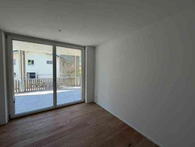 2 Zimmer, 49 m², 1. Stock