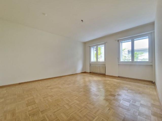 2 Zimmer, 49 m², 2. Stock