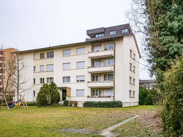 2 Zimmer, 49 m², 2. Stock