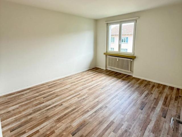 2 Zimmer, 49 m², 3. Stock