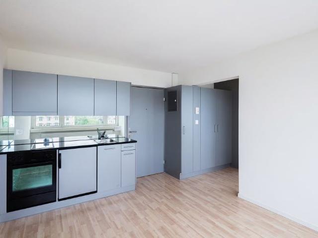 2 Zimmer, 49 m², 3. Stock