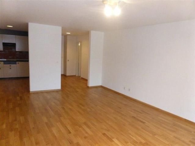 2 Zimmer, 4. Stock