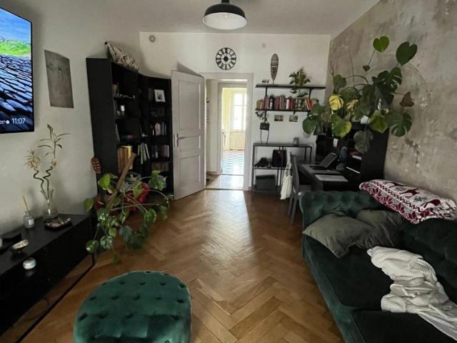 2 Zimmer, 53 m², 1. Stock