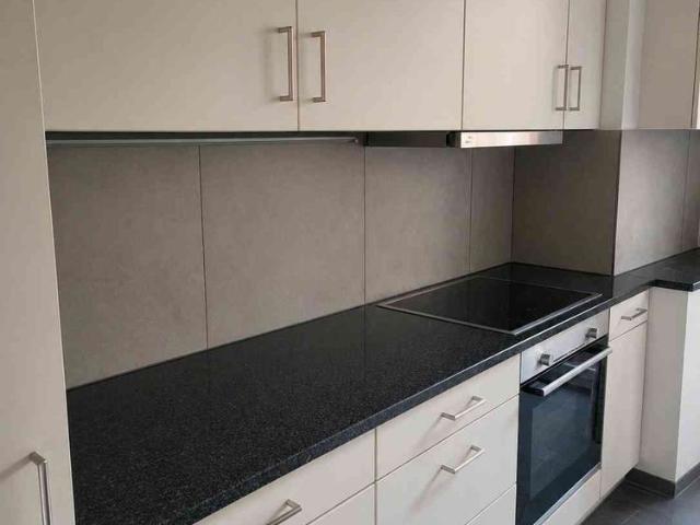 2 Zimmer, 53 m², 1. Stock
