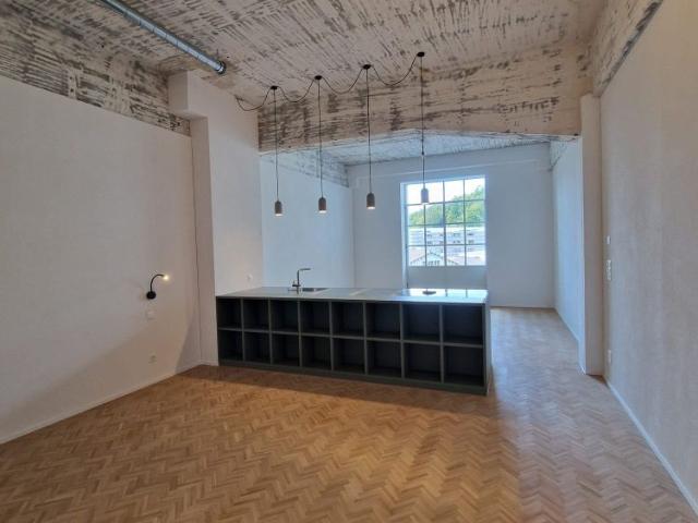 2 Zimmer, 53 m², 2. Stock