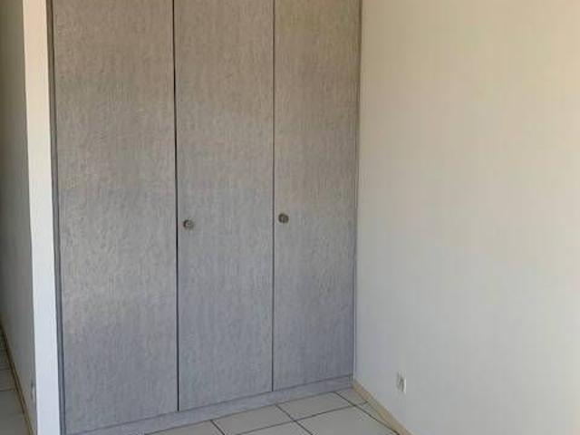 2 Zimmer, 53 m², 2. Stock