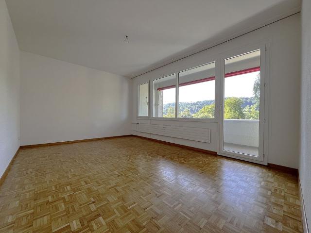 2 Zimmer, 53 m², 2. Stock