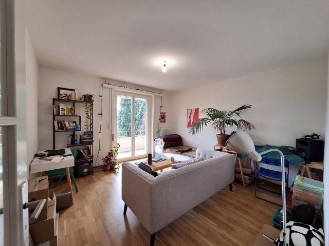 2 Zimmer, 53 m², 2. Stock