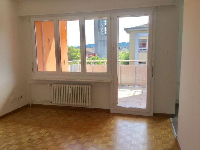2 Zimmer, 53 m², 4. Stock
