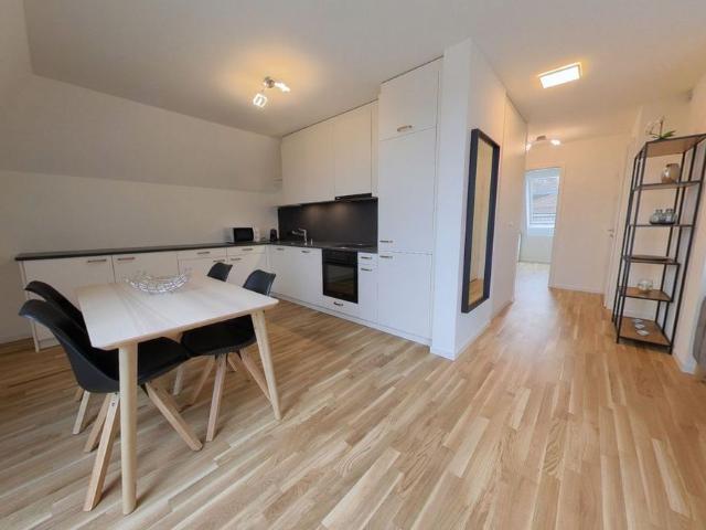 2 Zimmer, 53 m², 5. Stock