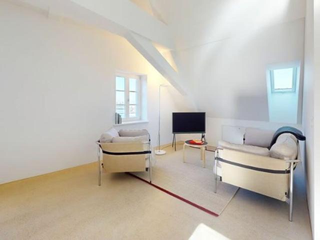 2 Zimmer, 53 m², 5. Stock