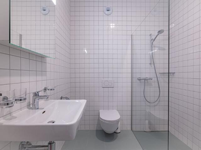 2 Zimmer, 50 m², 1. Stock