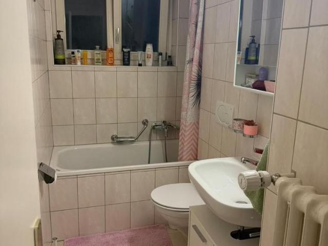 2 Zimmer, 50 m², 1. Stock