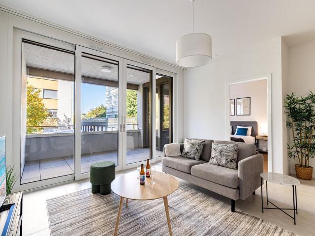 2 Zimmer, 50 m², 1. Stock