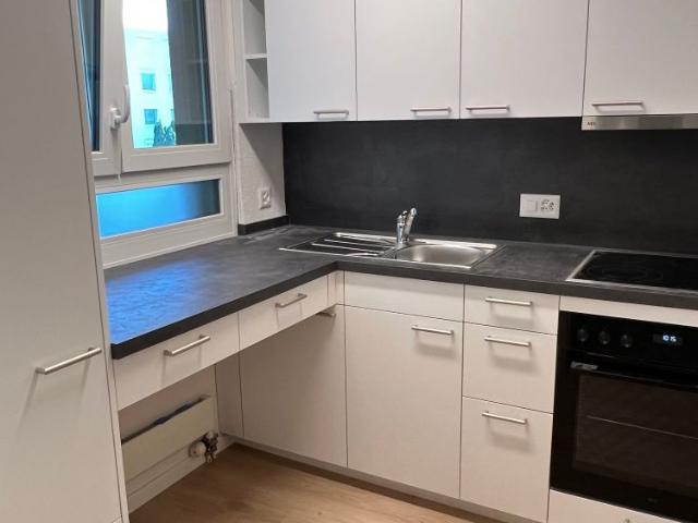 2 Zimmer, 50 m², 1. Stock