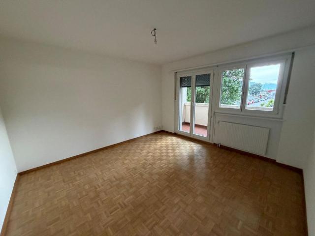 2 Zimmer, 50 m², 1. Stock