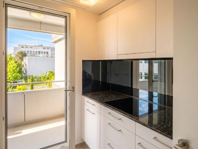 2 Zimmer, 50 m², 2. Stock