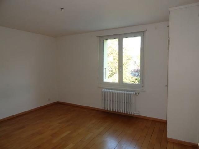 2 Zimmer, 50 m², 2. Stock