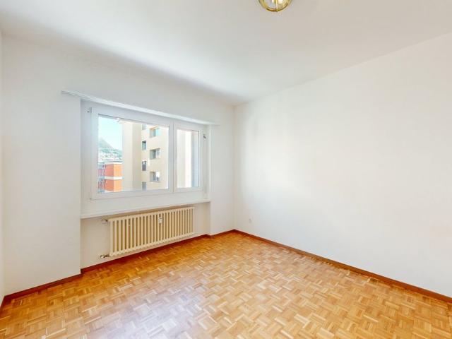2 Zimmer, 50 m², 2. Stock