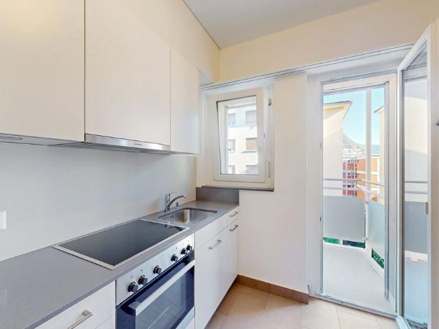 2 Zimmer, 50 m², 2. Stock
