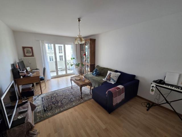 2 Zimmer, 50 m², 2. Stock