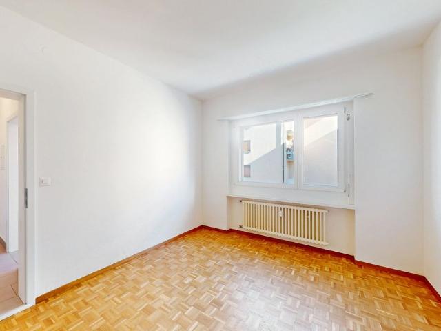 2 Zimmer, 50 m², 2. Stock