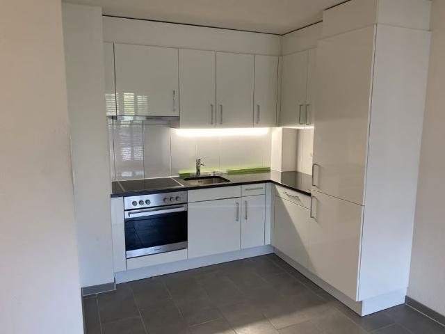 2 Zimmer, 50 m², 2. Stock