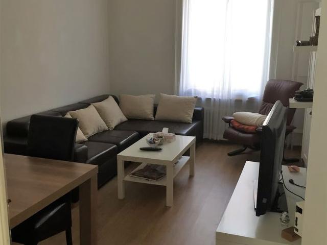 2 Zimmer, 50 m², 2. Stock