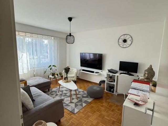 2 Zimmer, 50 m², 3. Stock