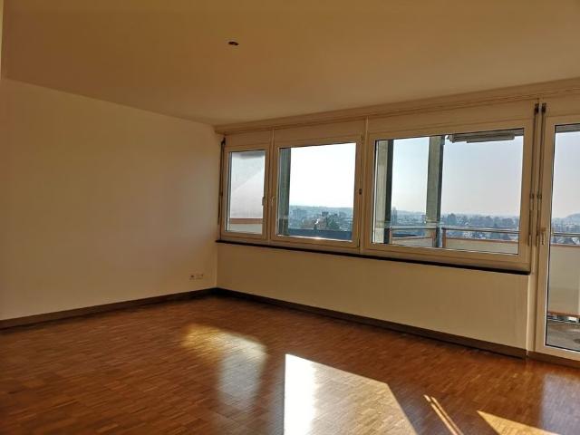 2 Zimmer, 50 m², 3. Stock