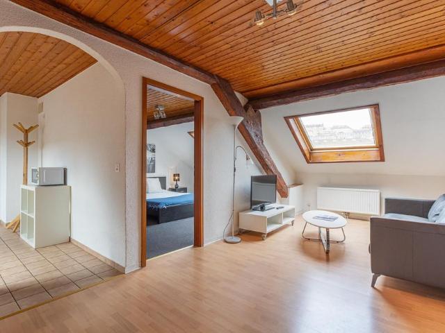 2 Zimmer, 50 m², 5. Stock
