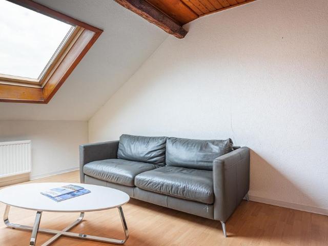 2 Zimmer, 50 m², 5. Stock