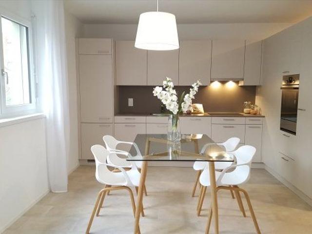 2 Zimmer, 50 m², 6. Stock