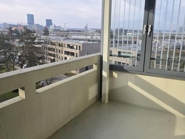 2 Zimmer, 50 m², 8. Stock