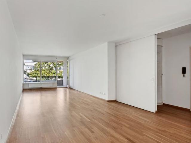 2 Zimmer, 51 m², 1. Stock
